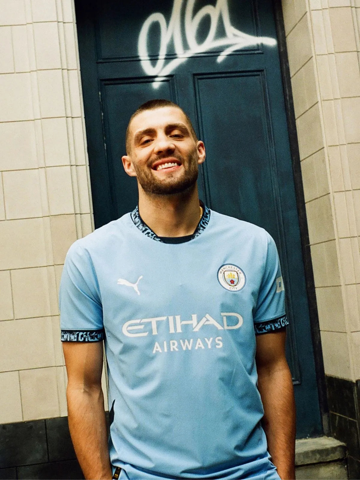 Puma Mens Manchester City Home 24/25 Stadium Jersey